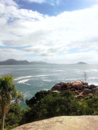 A 20-minute hike to natural pools in Florianópolis 🇧🇷