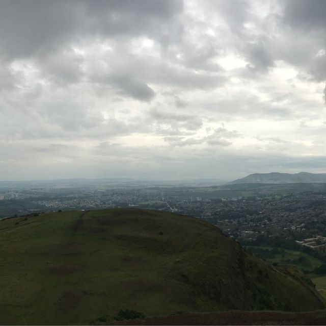 🏴󠁧󠁢󠁳󠁣󠁴󠁿Perfect Hiking Place In Edinburg- Arthur’s Seat⛰️