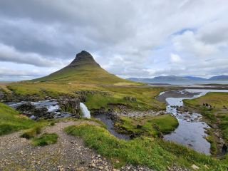 A great day hiking Kirkjufell 🗺️
