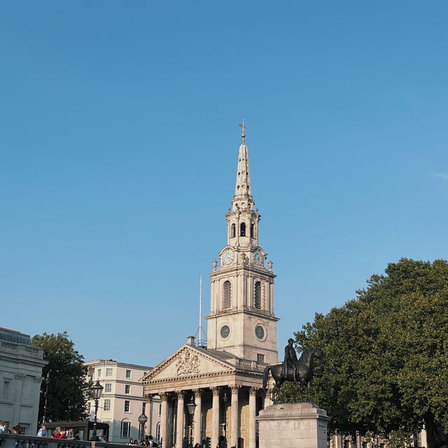 London’s Heartbeat: Trafalgar Square and Artful Escapes