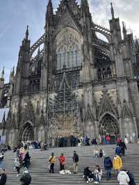 Cologne: A City of Culture, History, and Riverside Charm 