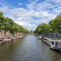 Spring Days in Amsterdam – Canals, Culture, and Cozy Streets