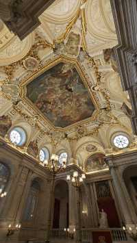 📍Palacio Real de Madrid: Royal Armory & Throne Room – A Look at Spanish Royal History