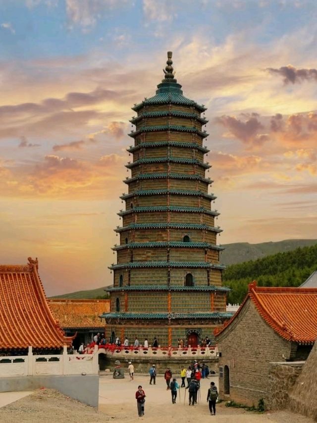 ⛰️ Mount Wutai – The Sacred Peaks of Buddhist Serenity