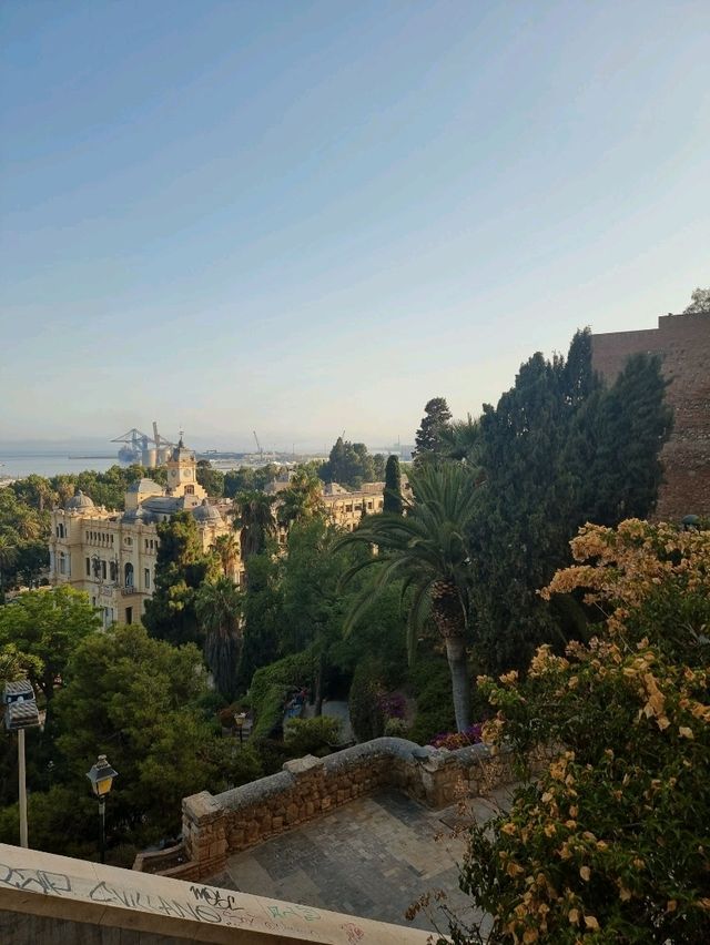 Discovering Málaga: A Perfect Blend of Sun, Culture & Tapas