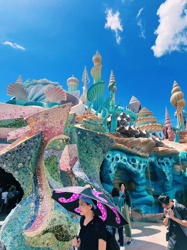 BEING A CHILD AGAIN IN TOKYO DISNEYLAND 🇯🇵