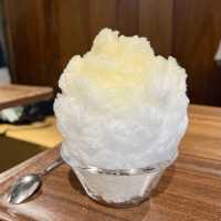 枚方で人気の老舗氷店のかき氷「枚方凍氷」