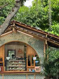 Coffee + Nature = Natura Cafe
