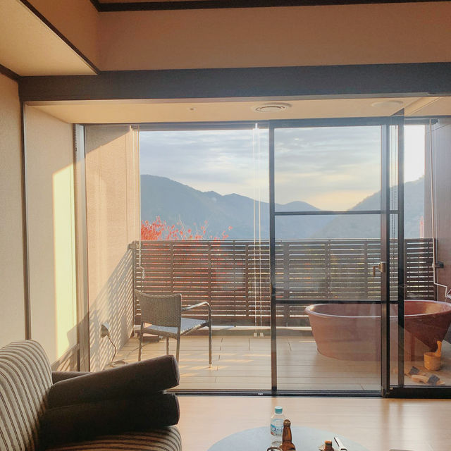 Onsen bath with superb mountain view ⛰️