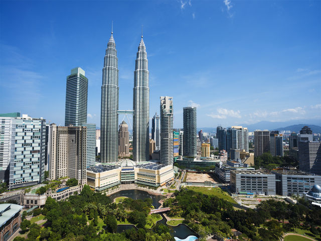 🌆 First Time in Kuala Lumpur? Check Out These 5 Must-Visit Places!