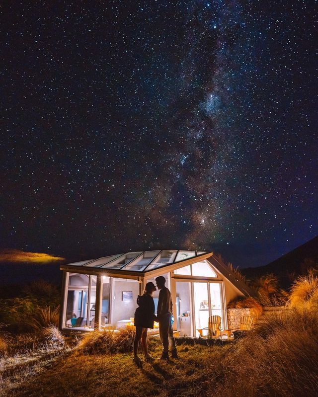 🌟 Sky Scape: New Zealand's Ultimate Glass Cabin Retreat 🏞️