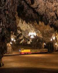 乘火車打卡神奇的地下世界波斯托伊納溶洞（Postojna Cave）是歐洲最大的觀光溶洞，還是唯一一