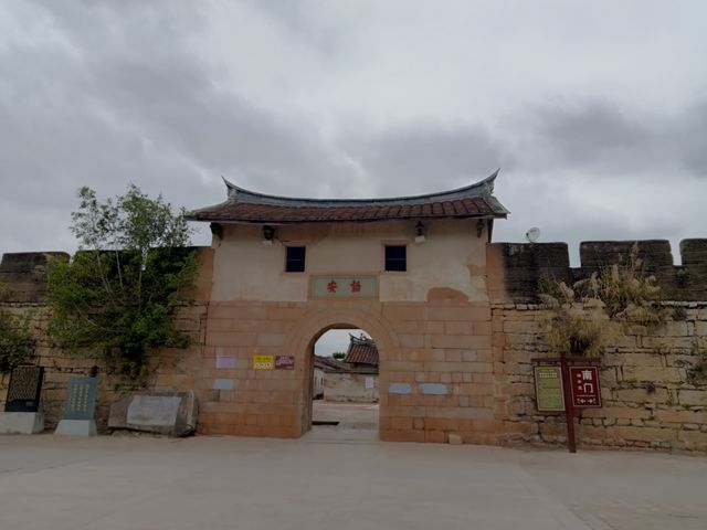 探秘中國古城池活化石——遺落在閩南山野間的譯安堡