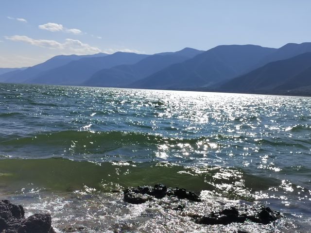 遠離春節人擠人，來永勝環遊程海看海玩水