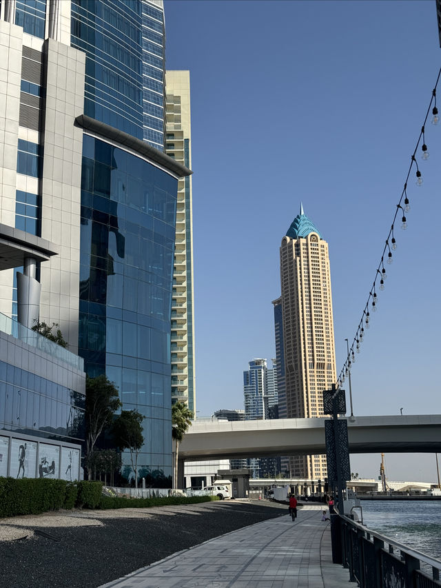 迪拜｜新城CBD商务區現代建築隨拍