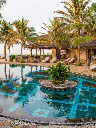 🌴 Mui Ne's Hidden Gem: Sailing Club Resort 🏖️