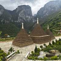 Shangri la gorge, Balegezong