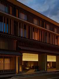 🌸 Kyoto's Chic Sleeps: Dusit Thani's Thai-Japanese Fusion 🏨✨