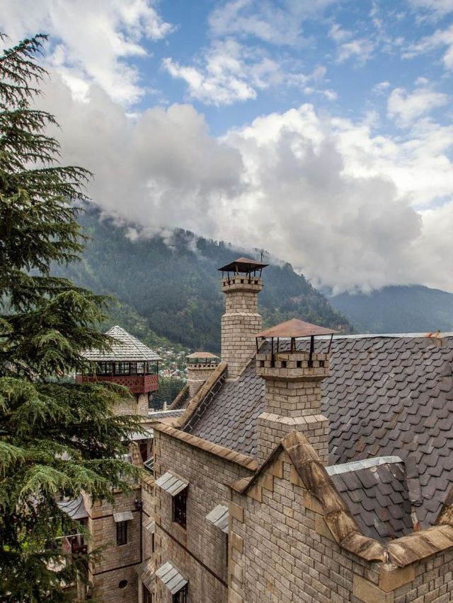 🌟 Manali Marvels: Luxe Himalayan Haven 🏔️✨