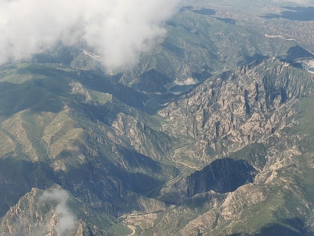空中俯瞰世界。