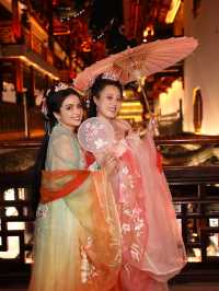 Dressing Up in Hanfu at Yu Garden: A Magical Experience