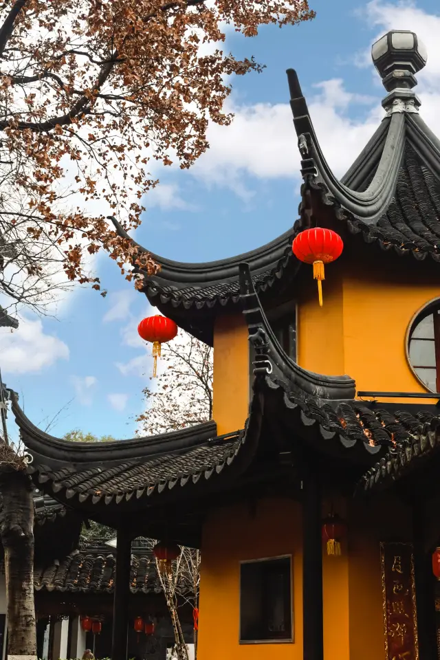 人生建議|今個秋天一定要嚟一趟蘇州寒山寺。