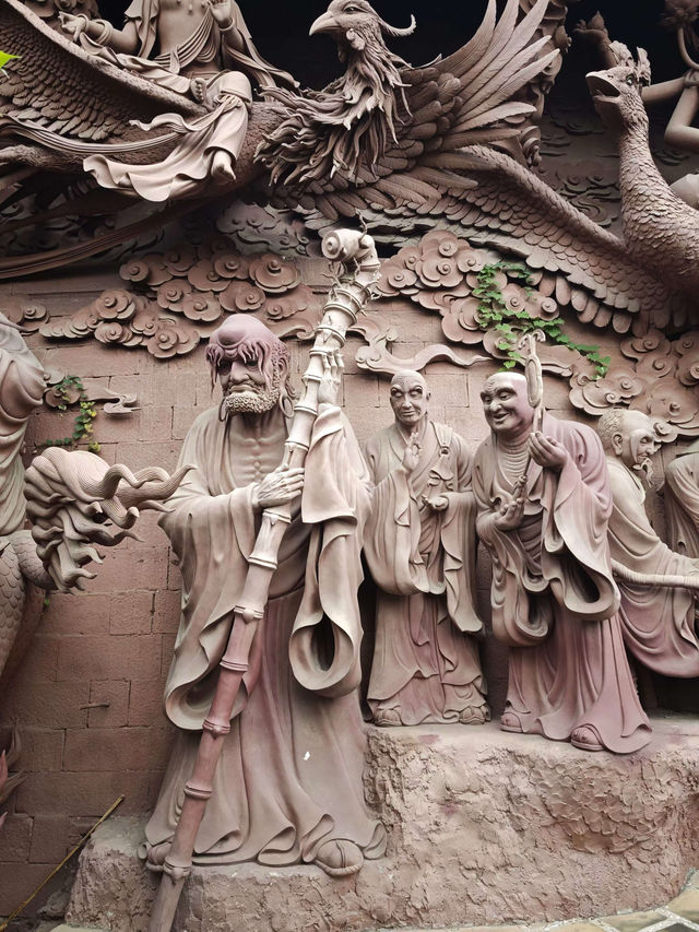 綿陽聖水寺石雕，刀筆之下神韵天成。