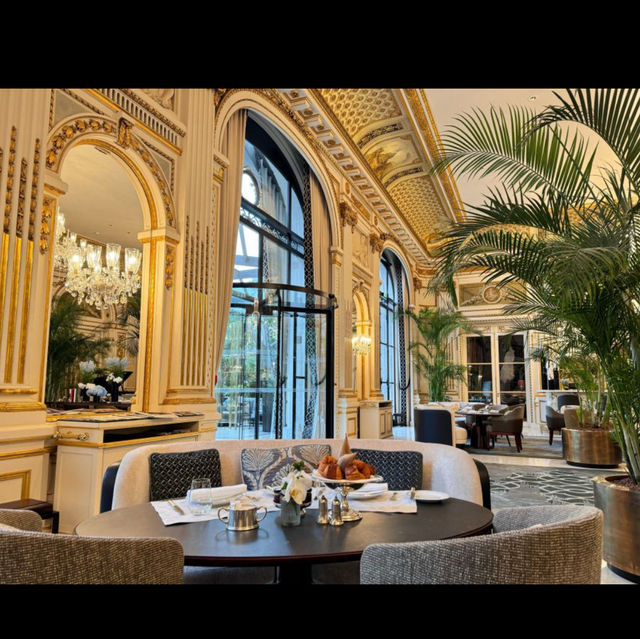 Peninsula paris 