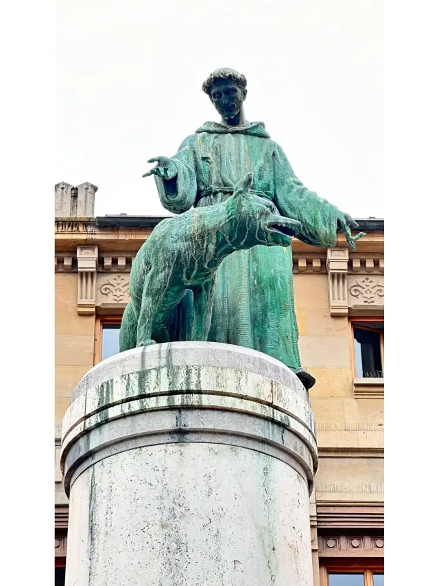 A comprehensive guide to a 23-day trip to Mexico and other countries.