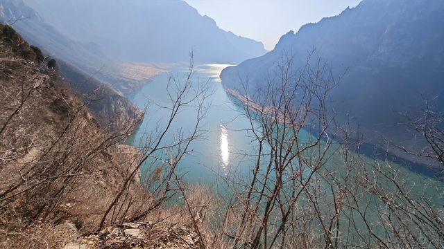 野外徒步：沁龍峽環繞