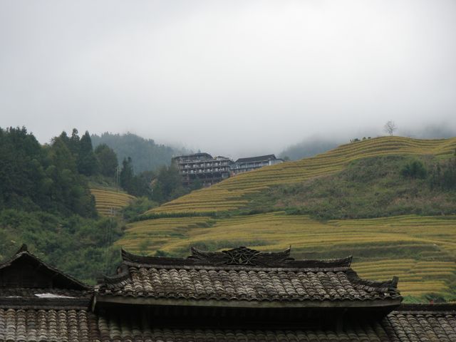 探秘黃洛紅瑤寨，邂逅別樣民族風情
