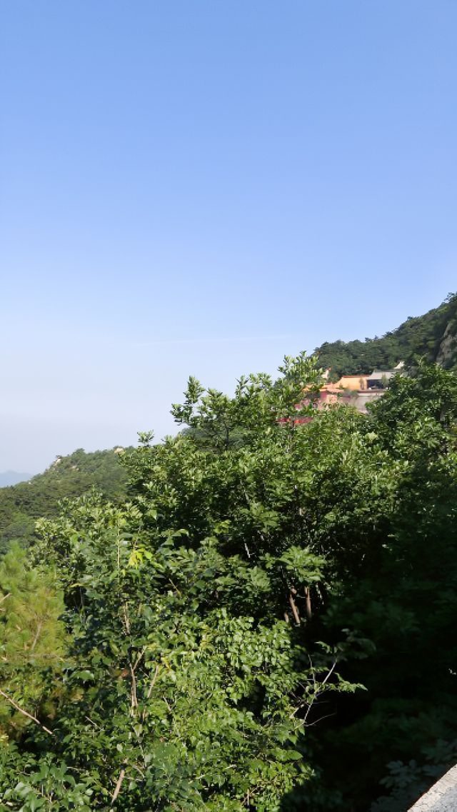 盤山公路，是青春的賽道，是夢想的起點。