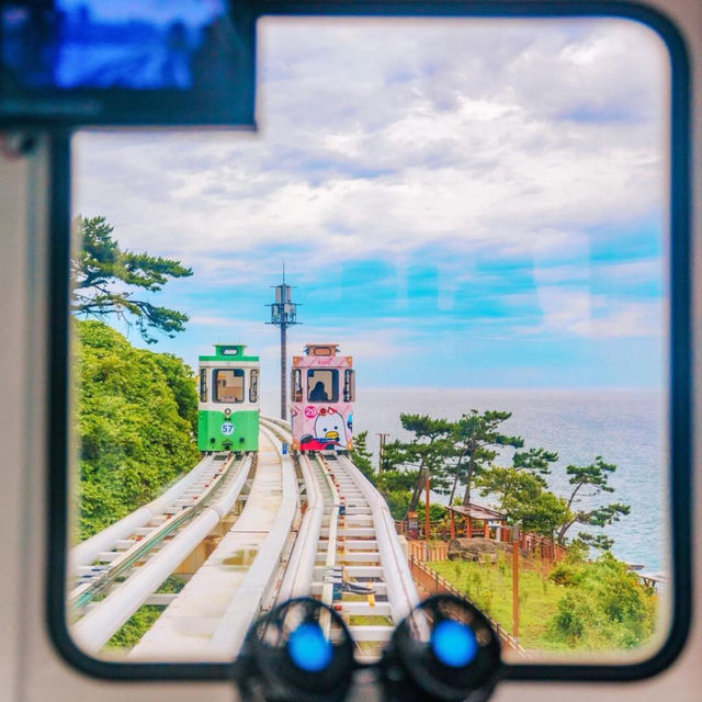 總要去一次釜山！坐海邊日落膠囊小火車~