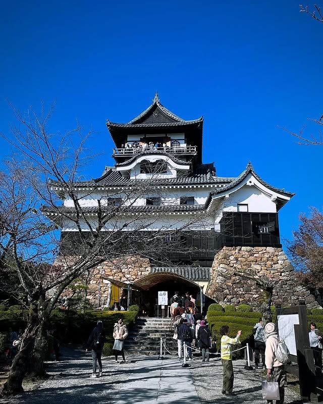 日本犬山市·犬山城—俯瞰木曾川的日本最古老天守