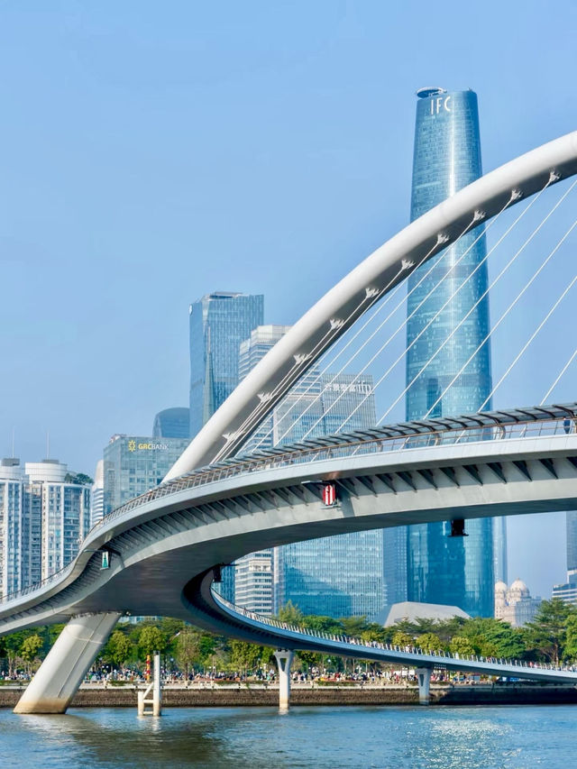 廣州漫步：從歷史古韻到江心奇橋