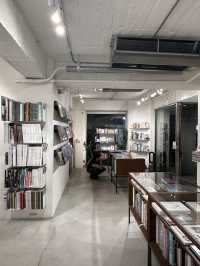 攝影人必逛！台北忠孝東路的寶藏書店