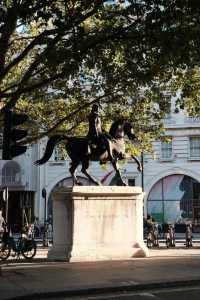 A Perfect Farewell to London at Trafalgar Square