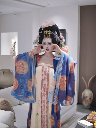 Nhà nghỉ B&B của Quách Tĩnh Tĩnh! Tôi gần như đã nhìn thấy người đó bằng xương bằng thịt
