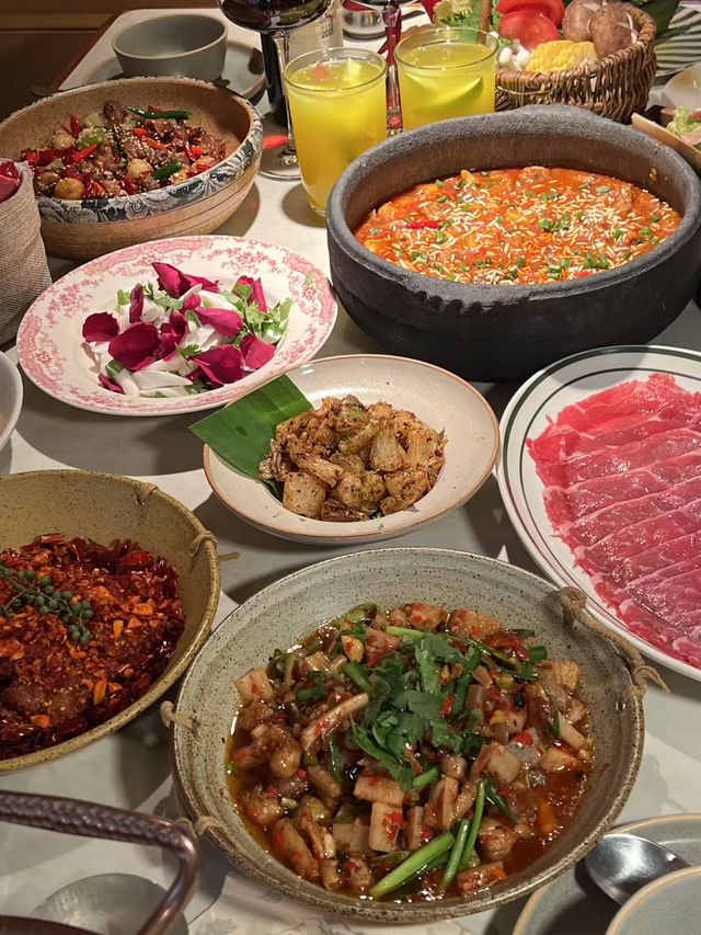 姊妹聚餐必打卡！雲貴川bistro太正啦～