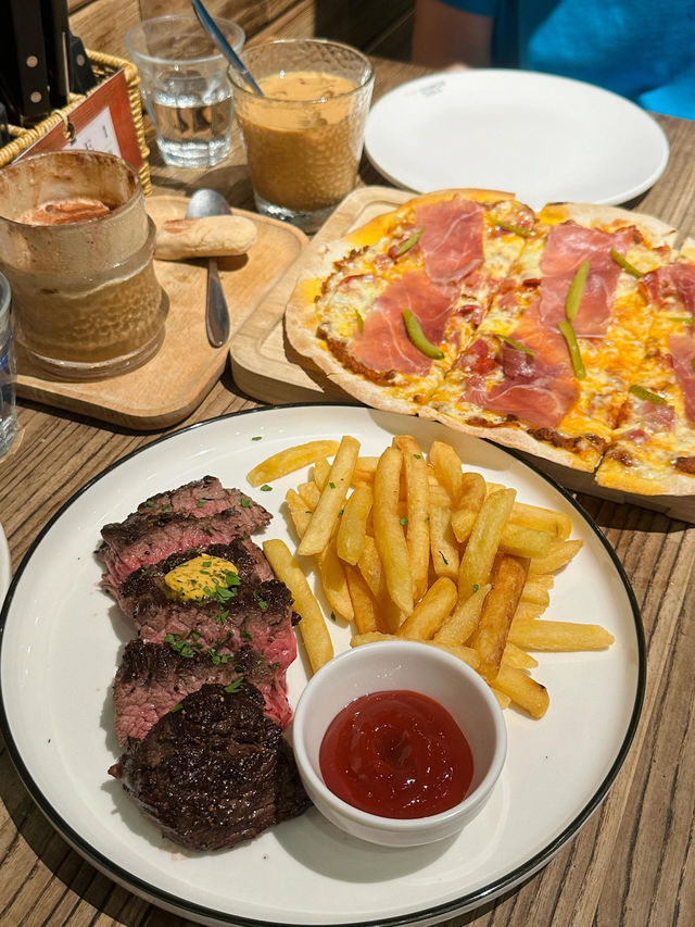 ✨澳門氹仔「The Common Table」｜芝士肉丸子的美味陷阱🍝🧀