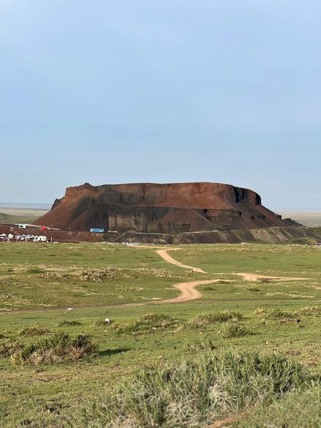 烏蘭哈達火山