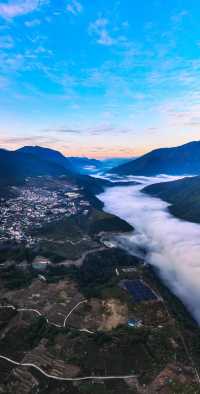 藏喺雲霧中嘅蓮花秘境