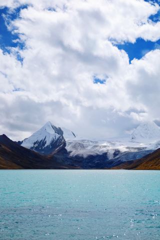 A breathtaking experience surrounded 360 degrees by Sapu Sacred Mountain