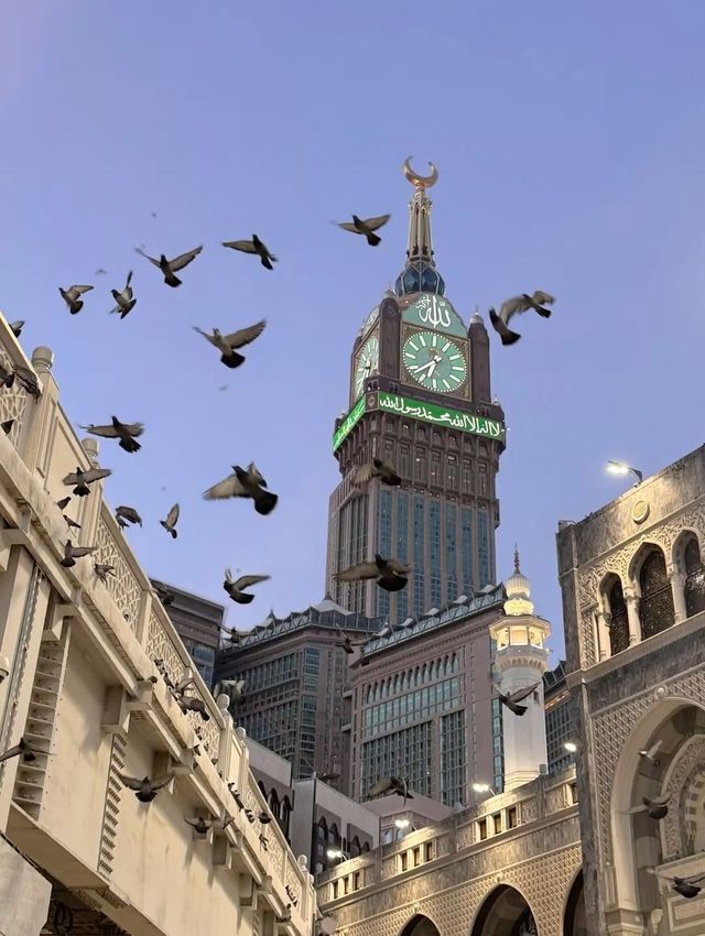 Bismillah!印尼兄弟姊妹的麥加副朝攻略,神聖之旅也能輕鬆又溫馨🌙 Bismillah!印尼兄弟姊妹的麥加副朝攻略,神聖之旅也能輕鬆又溫馨🌙
