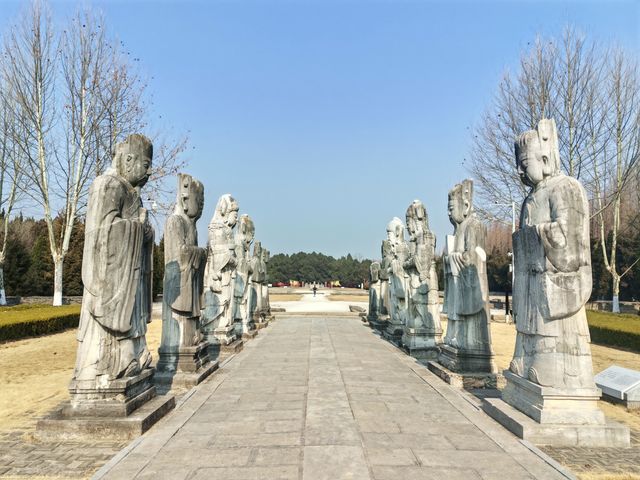 明祖陵神道石刻及陵冢玄宮