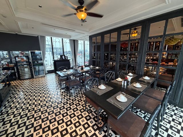 Great Location and Peaceful Stay