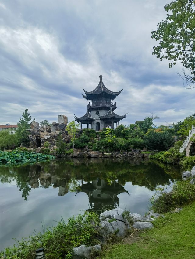 淮安古建築酷刑揭秘和荷花秘境