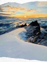 哈巴雪山下的詩意棲居藏式輕奢美宿之旅