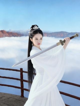 That's right, the Taihang Mountains after snowfall combined with white outfits feel just like a martial arts movie scene