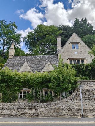 The ultimate 5-day UK travel guide, save this now!
